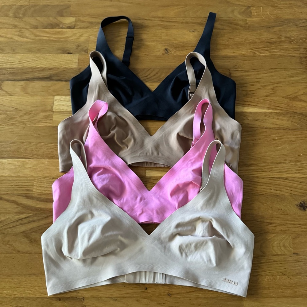 NWOT - Skims Naked Plunge Bra BUNDLE - Sz Small - Onyx, Clay, Sienna, Sugar Pink